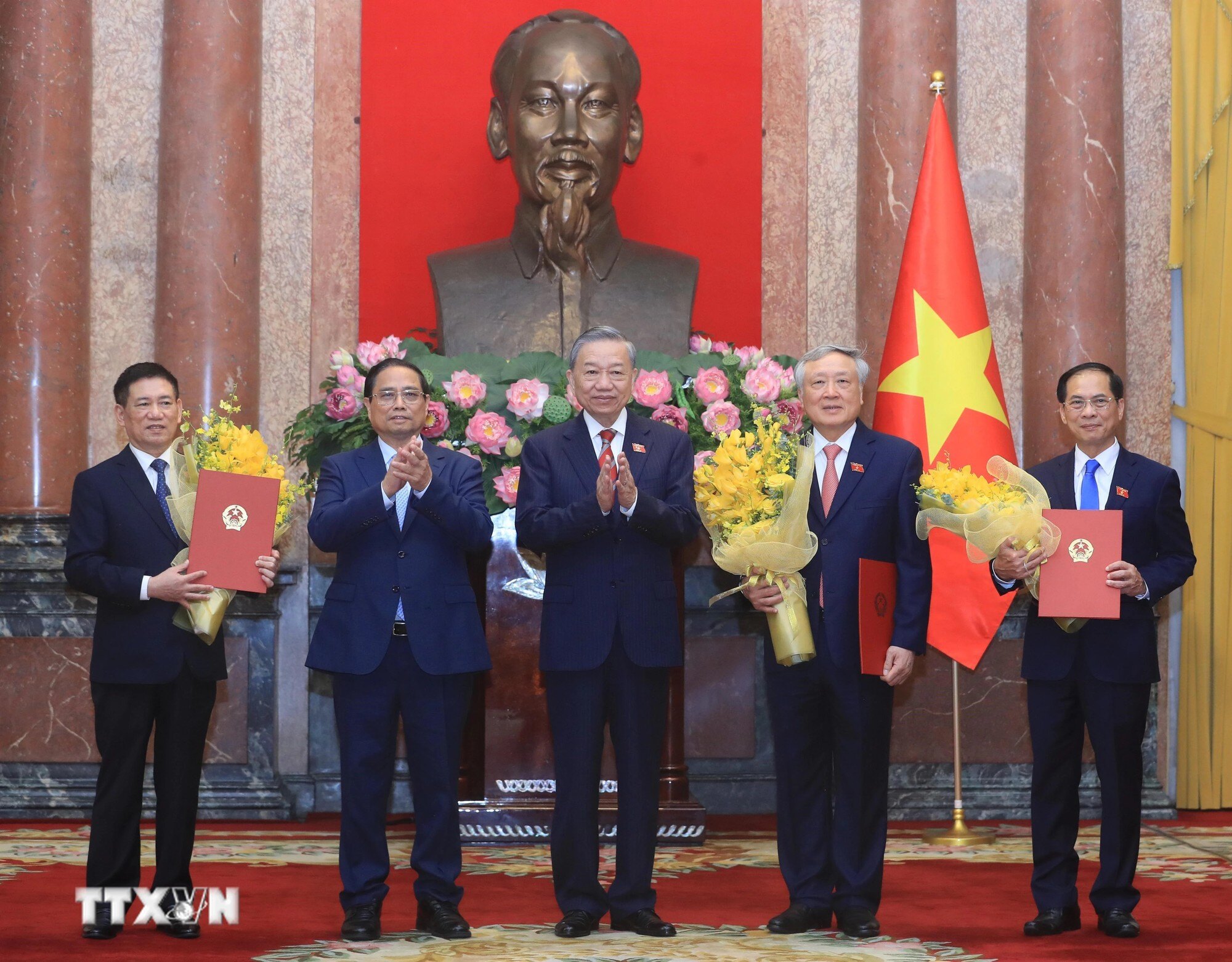 vietnam country leaders